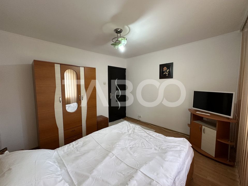 Apartament decomandat 3 camere 2 bai 68 mpu etaj 3 Calimanesti Valcea – fotografia 12 din 12