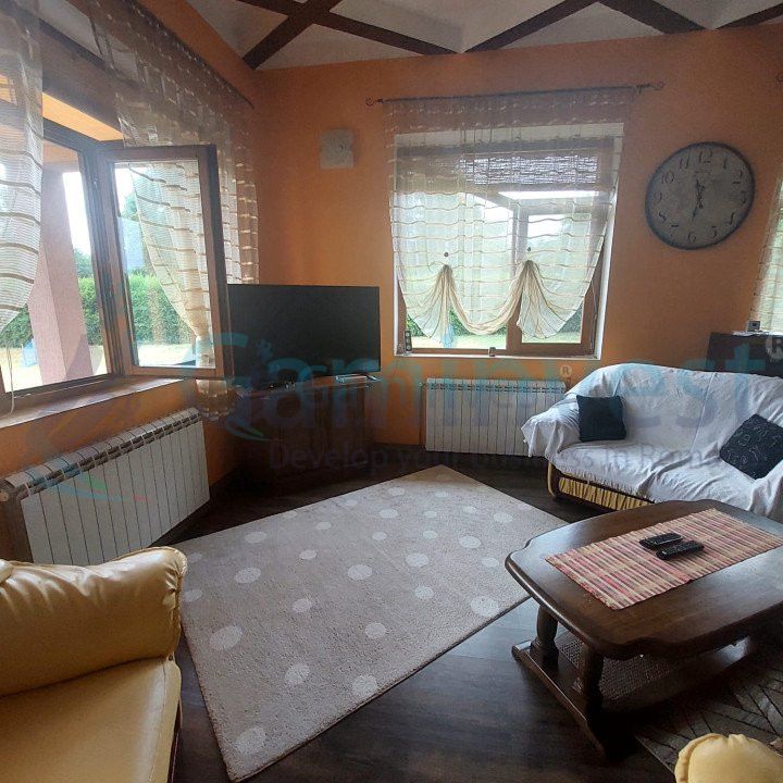 Vilă și fosta fermă 8300 mp în Valea lui Mihai, Bihor – fotografia 4 din 10