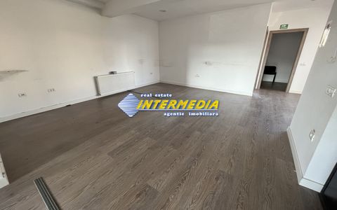 Spatiu comercial I 66 mp I Cetate I finisat complet I