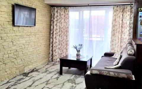 3 CAMERE PE DOUA NIVELURI | 79 MP UTILI+BALCON | EROILOR–FLORESTI