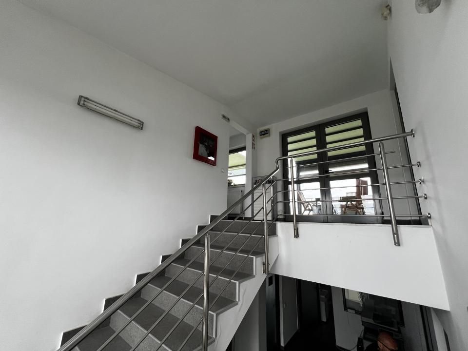 Showroom, birouri și hală de producție Floresti 1.350 mp | Teren 4.300 mp | E60 – fotografia 16 din 20
