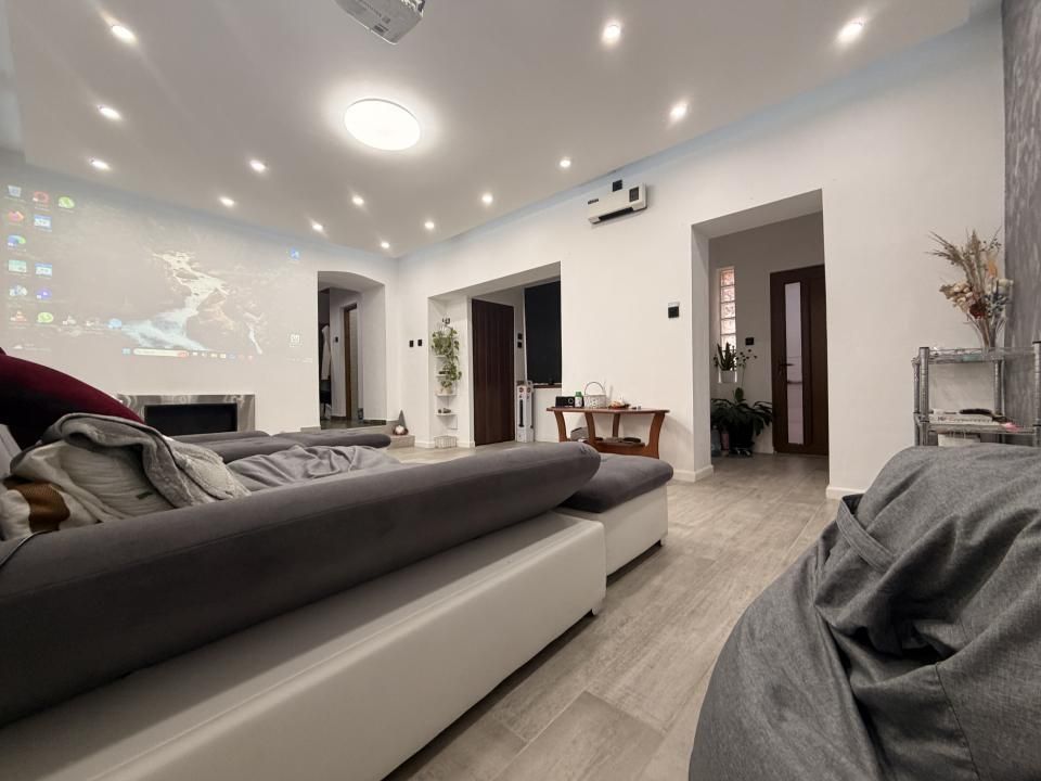 Casa individuala 171 mp utili, 411 mp teren, panouri solare -Zona Dambovita – fotografia 1 din 24