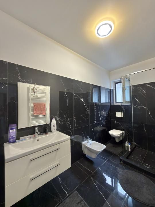 Duplex cu 5 camere, 140mp utili, 300mp teren in Utvin – fotografia 14 din 18