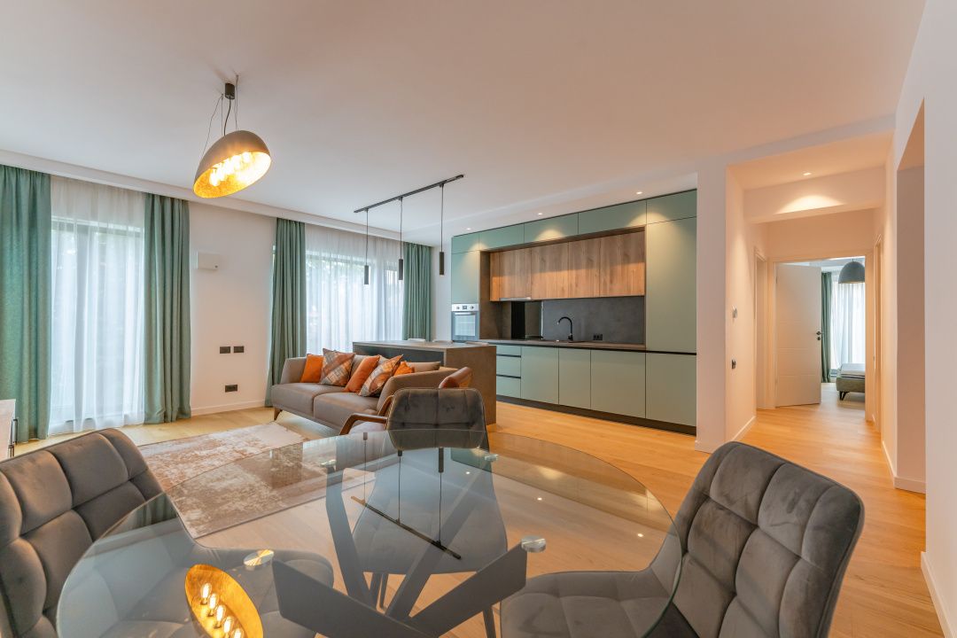 Închiriere apartament modern 3 camere cu vedere superbă Brașov – fotografia 2 din 14