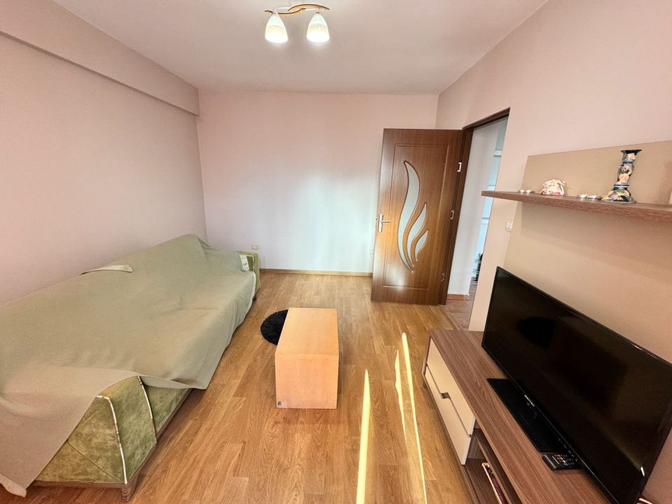 apartament cu 2 camere-de inchiriat-zona centrala – fotografia 2 din 10