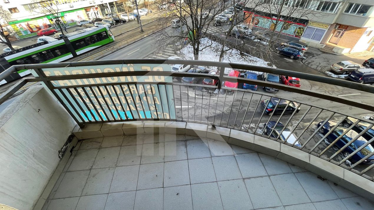 Spatiu birouri Mihalache -Turda in imobil mixt, 33 mp, centrala gaze proprie – fotografia 12 din 14