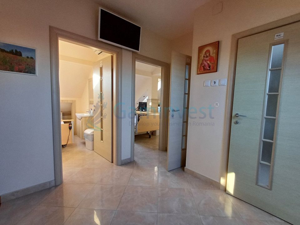 Centru medical - cladire pentru clinica, ambulatoriu de vanzare, Oradea, Bihor – fotografia 10 din 12