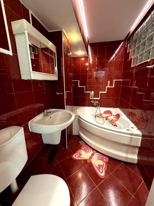 Apartament de închiriat, 2 camere, 50 mp, ultracentral, Oradea – fotografia 4 din 6