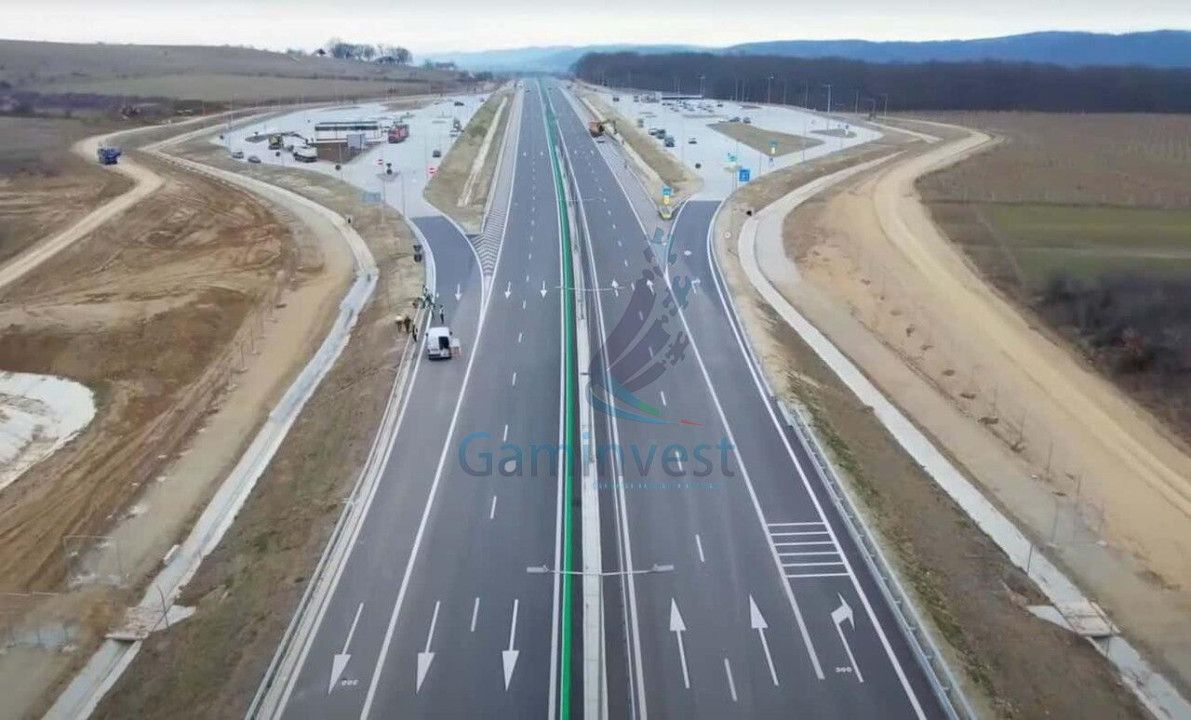 Teren extravilan de vanzare langa autostrada A1 km 279, 35km de Sibiu. – fotografia 1 din 2