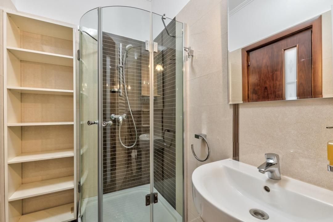 Apartament elegant 170mp, curte proprie și 3 locuri parcare, Parc Bazilescu! – fotografia 23 din 27