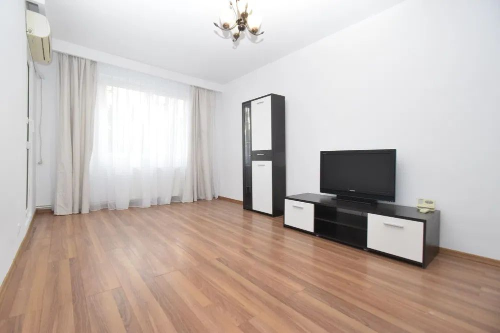 Crangasi | 3 camere | Centrala Proprie | Mobilat | Metrou | – fotografia 13 din 16