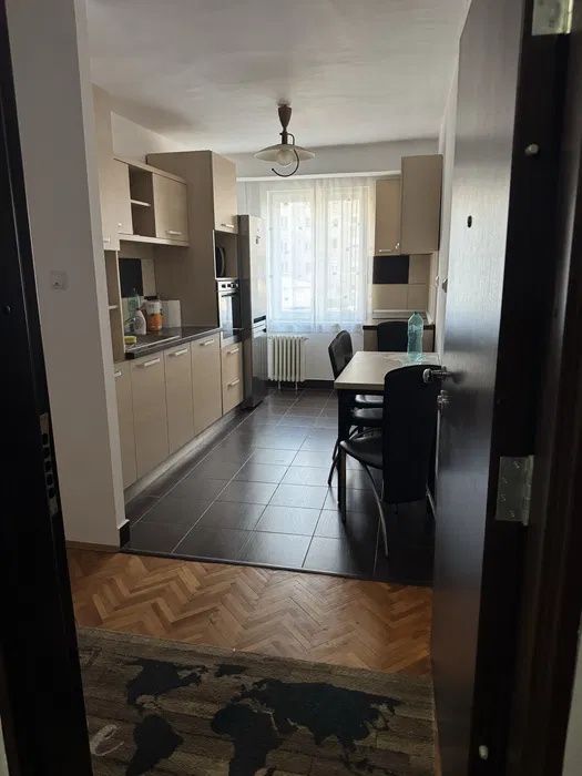 Apartament 2 camere | decomandat | etaj 1 | zona Decebal – fotografia 4 din 8