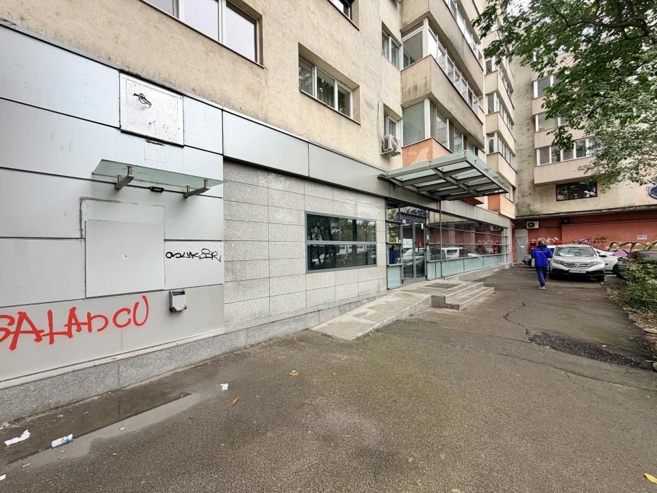Spatiu comercial In Stefan cel Mare, Stradal, Vitrina 26 ml - Centrala Proprie – fotografia 20 din 21