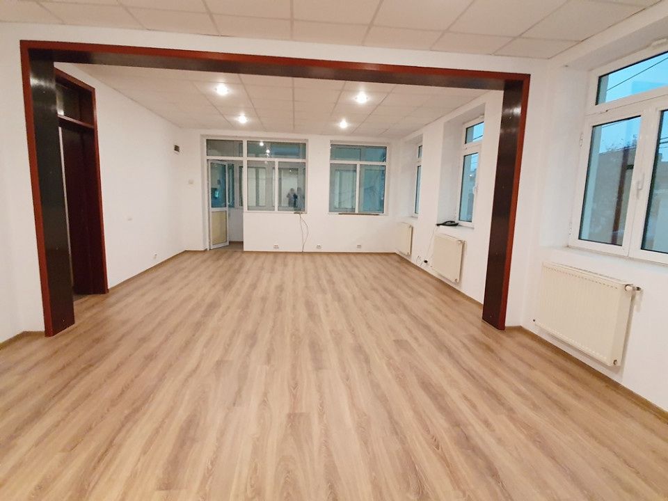 Spatiu birouri 3 camere Calea Calarasilor, Popa Nan, 90 mp, etaj 1, centrala – fotografia 4 din 10