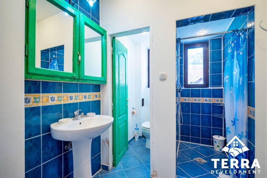 Apartament spectaculos de 5 camere în Sinaia cu priveliște de vis către munte – fotografia 13 din 25