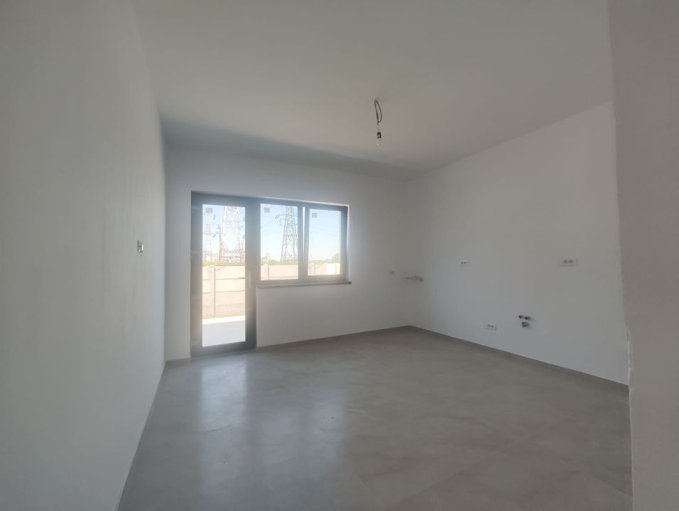 Casa 5 camere, teren 456 mp, Preajba, com. Malu Mare, zona Damila – fotografia 5 din 11