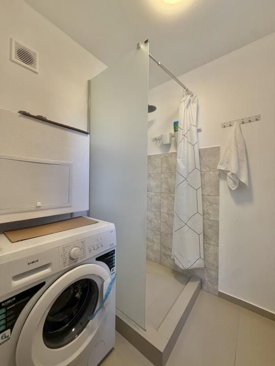 Apartament 3 camere, 2 bai, mobilat/utilat, etaj 3, zona Sagului – fotografia 8 din 13