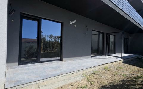 Mamaia Nord- Apartament 2 camere cu gradina proprie