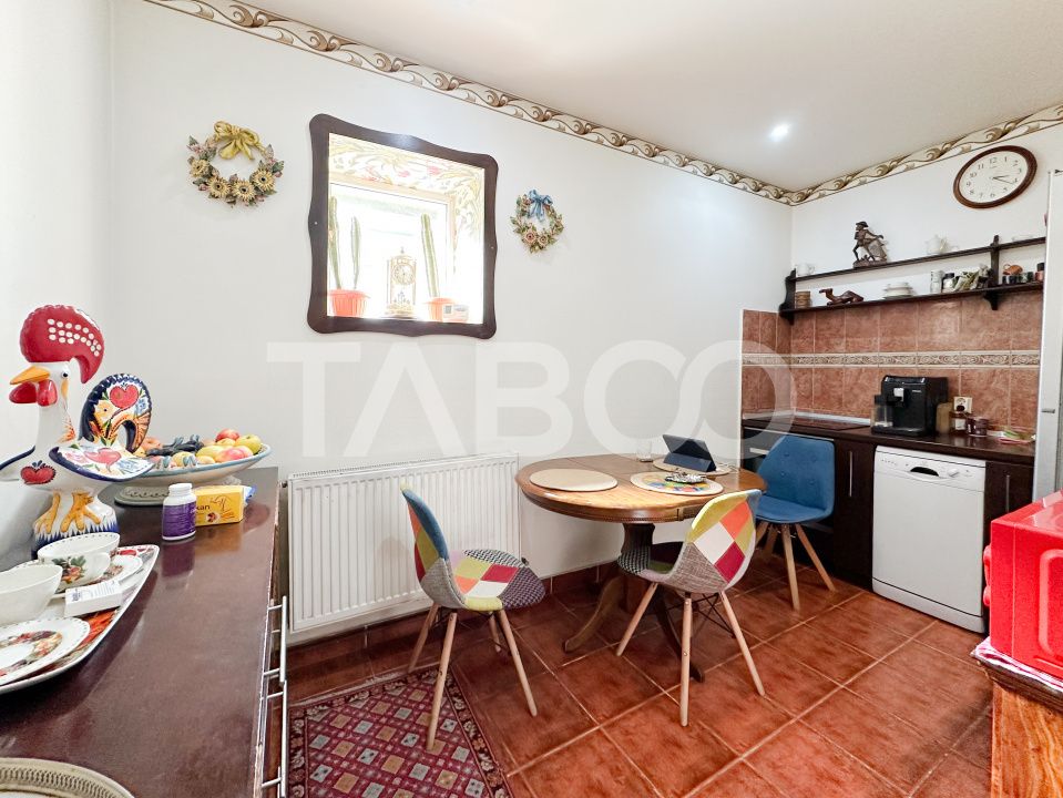 Apartament de vanzare 3 camere la vila in cartier Andrei Muresanu – fotografia 4 din 9