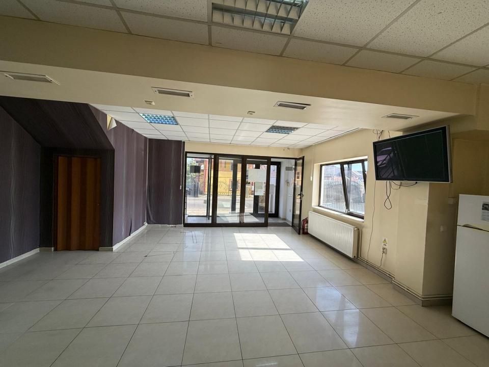 Spațiu Generos și Modern în Cartierul Găvana – Confort și Posibilități Nelimitat – fotografia 23 din 26
