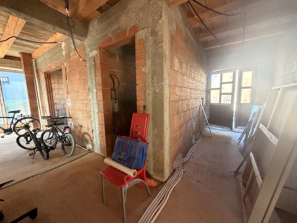 Casa individuala pe parter, 4 camere, 2 bai la gri/rosu - Giarmata Vii – fotografia 10 din 12