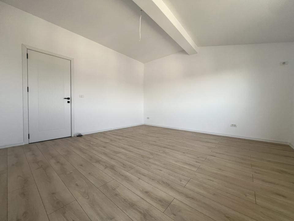 Apartament 2 camere, 52 mp utili, decomandat, planseu de beton - Giroc – fotografia 3 din 9