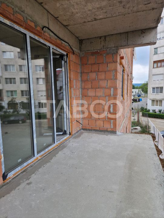 Apartament decomandat 3 camere 2 bai 83 mpu 2 balcoane Sibiu Rahovei – fotografia 6 din 18