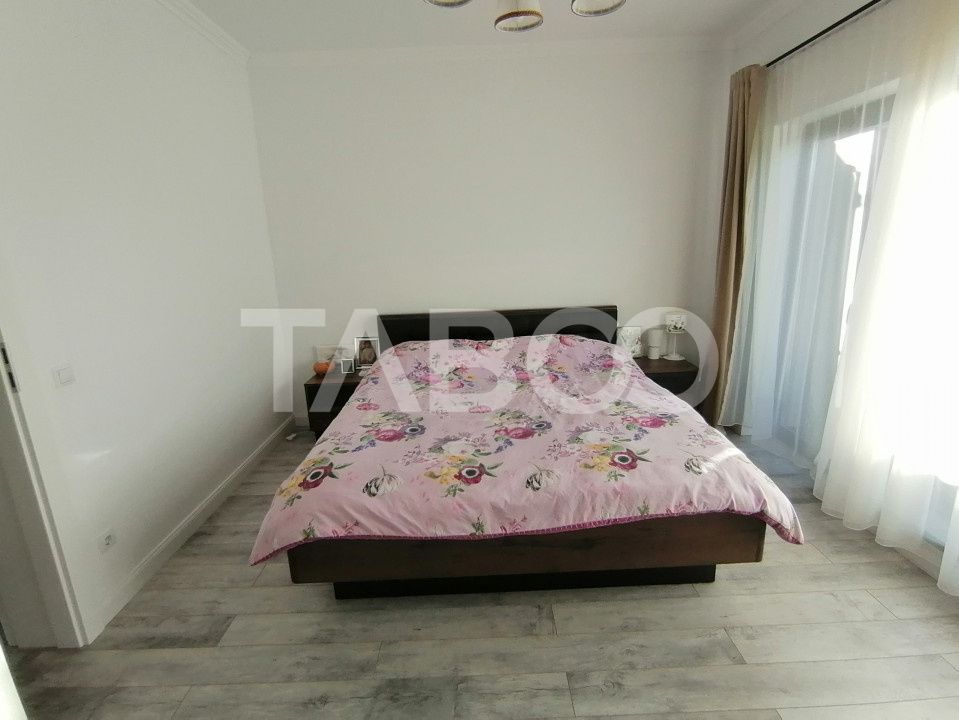 Casa tip duplex 5 camere 120 mpu complet mobilata si utilata Cisnadie – fotografia 8 din 17