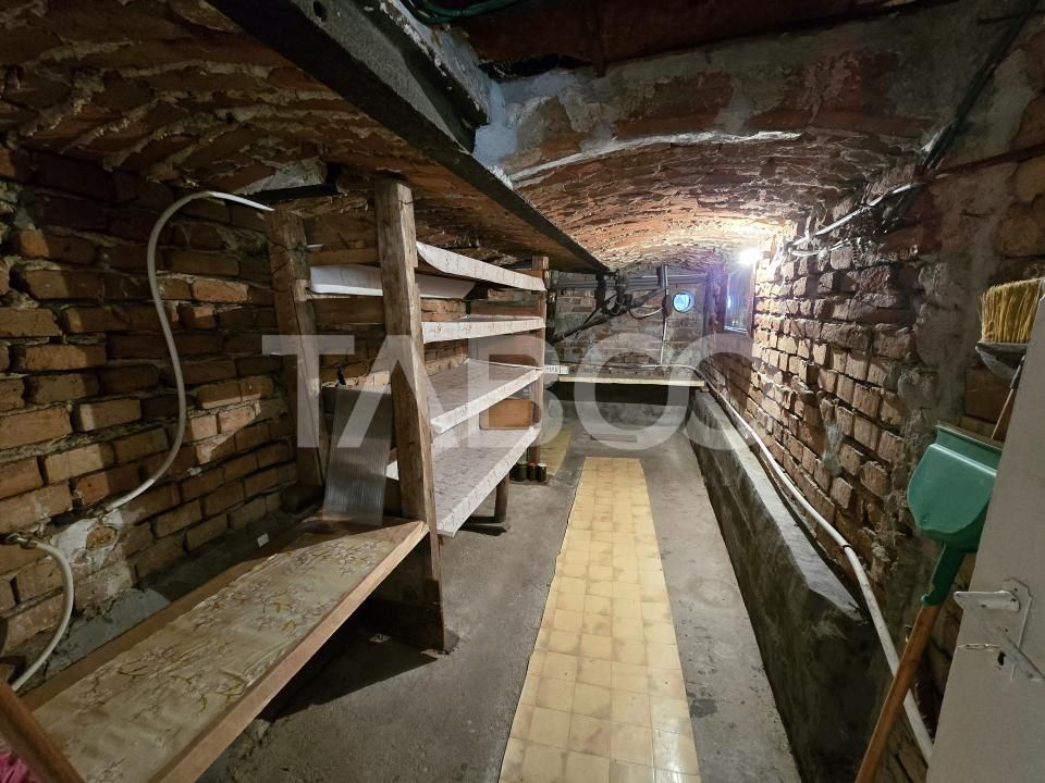 Casa individuala de vanzare cu teren 237 mp garaj in zona Lupeni Sibiu – fotografia 13 din 32