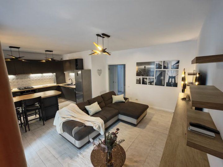 3 Camere de inchiriat | Floreasca | Centrala | PetF | Parcare | Metrou | Mobilat – fotografia 1 din 7