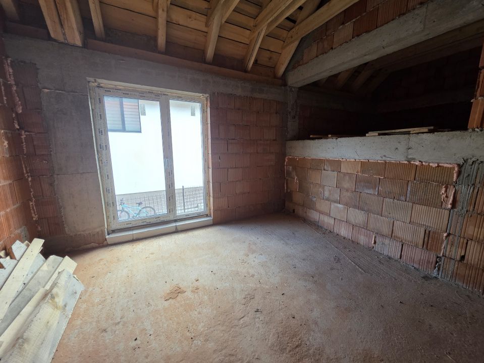 COMISION 0% | Casa individuala - la rosu | 135 mp utili | 586 mp | Corusu – fotografia 11 din 15
