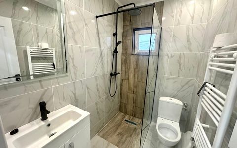 Apartament 2 Camere Deco Nou 59 mp Finisat la cheie Alba Zona CENTRU spre Gara