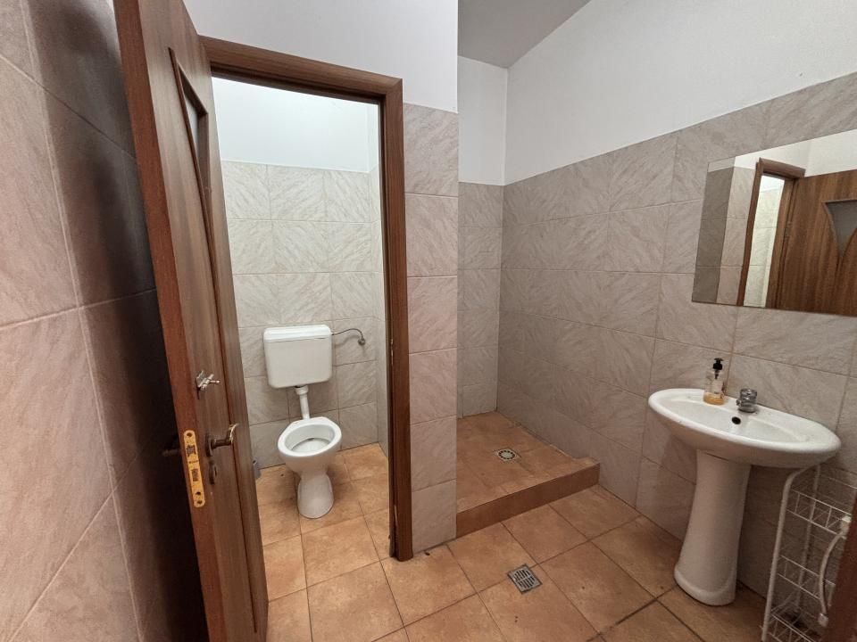 Spatiu Depozitare / Productie / Birouri - Metrou Costin Georgian - Parcare! – fotografia 8 din 10