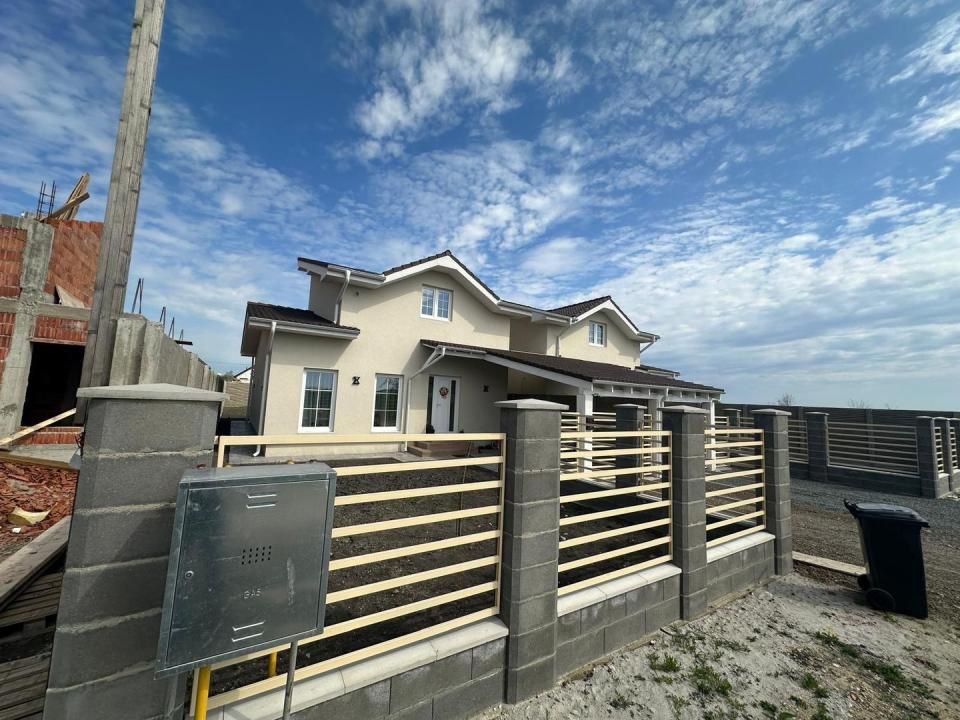 Duplex Individual | 4 camere | Toate utilitatile | Asfalt | Carport | – fotografia 3 din 11