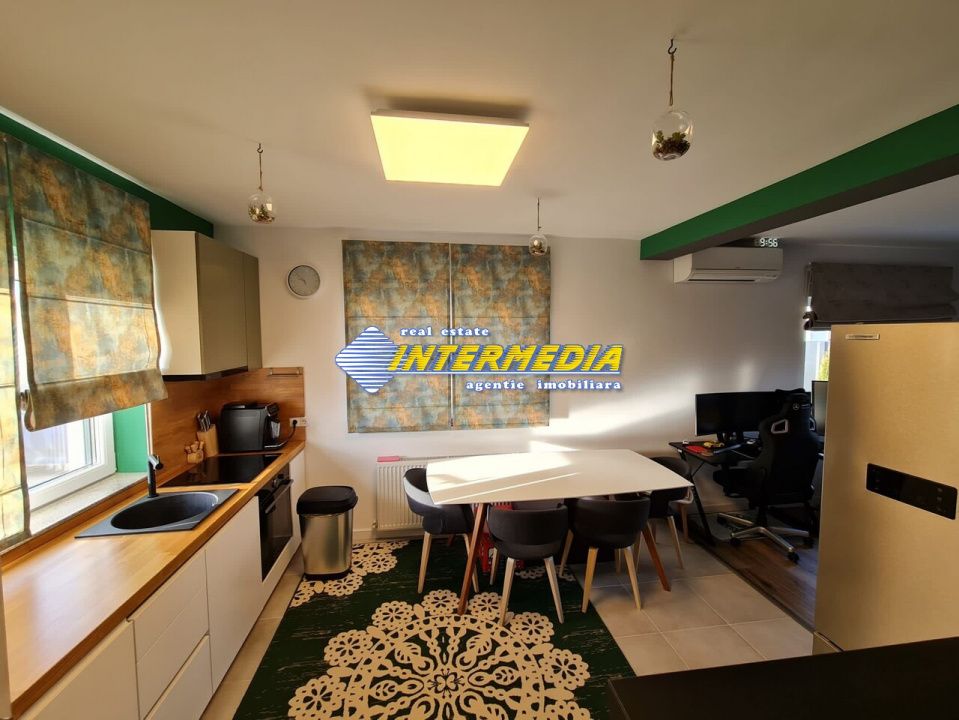 Casa individuala P+1 deosebita de vanzare in Alba Iulia zona Cetate – fotografia 5 din 17