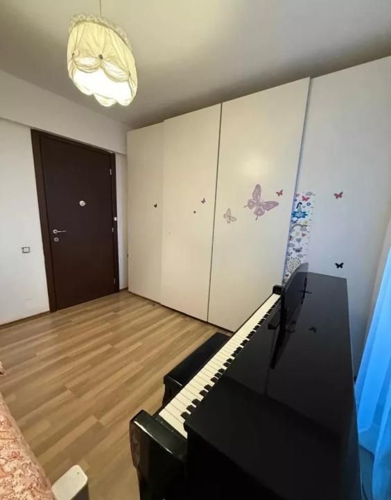 | 3 Camere | Et.10/10 | Balcon Panoramic | Metrou Titan | Recent Renovat – fotografia 5 din 12