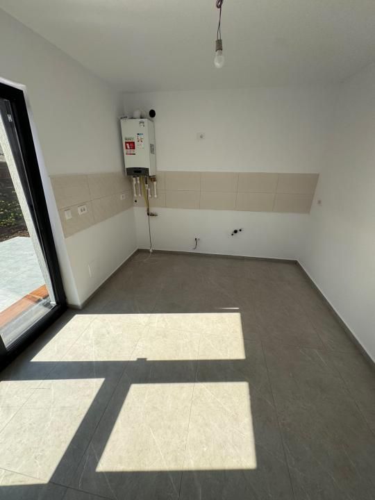 Vila tip duplex cu teren 100 mp, intersectie Profi Horpaz, la DJ, Capat CUG – fotografia 7 din 14