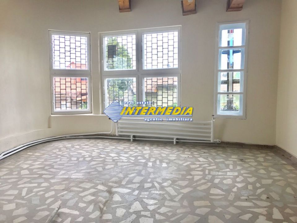 Spatiu comercial I 30 mp I etaj 1 I Cetate I – fotografia 2 din 7