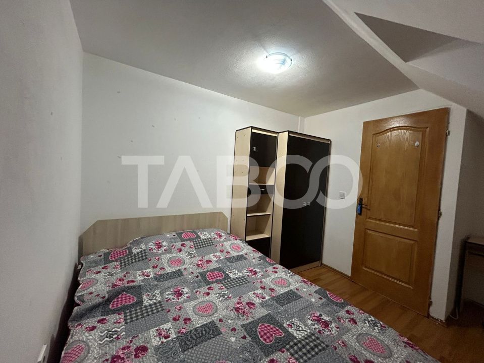 Apartament la mansarda de vanzare 4 camere decomandate Rahovei – fotografia 7 din 10