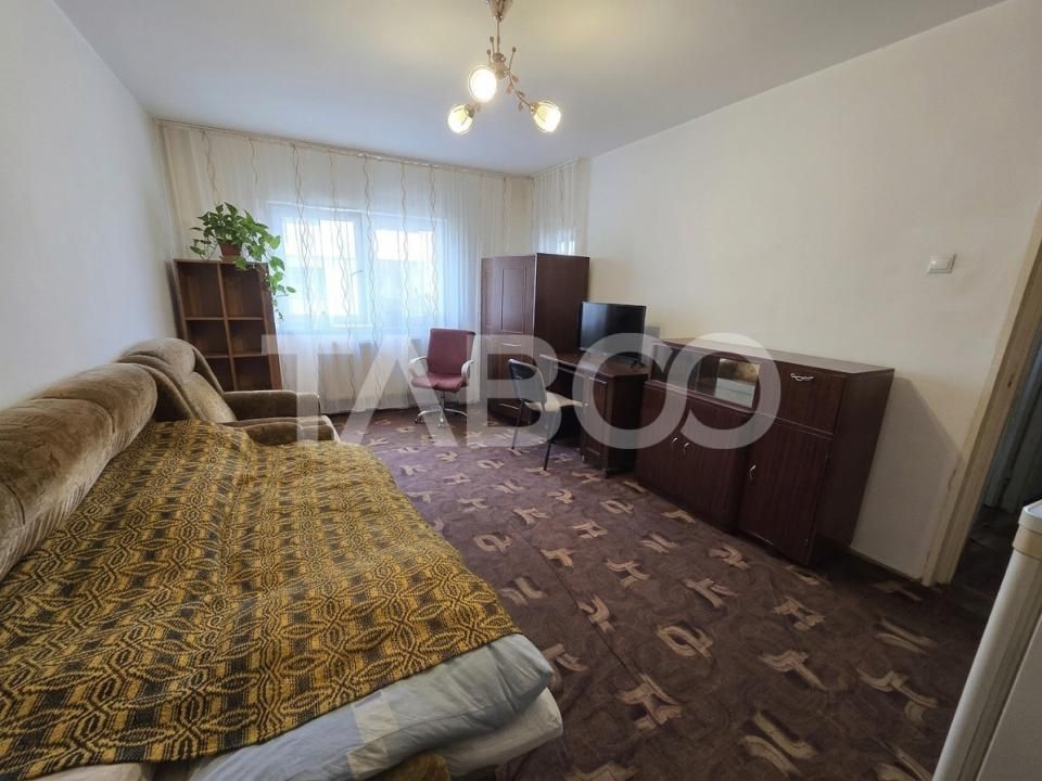 Apartament decomandat 2 camere etaj3 balcon pivnita Vasile Aaron Sibiu – fotografia 1 din 10