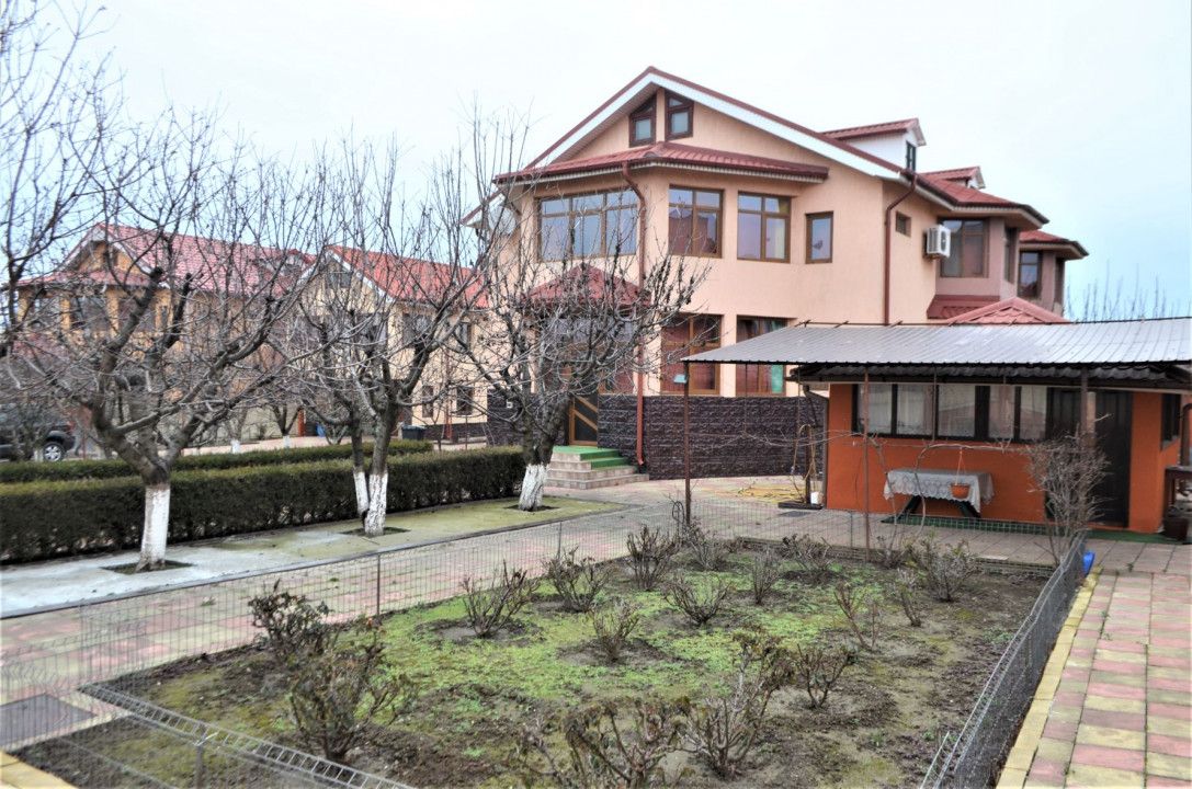 Vila spatioasa de vanzare in zona Kamsas – fotografia 4 din 34