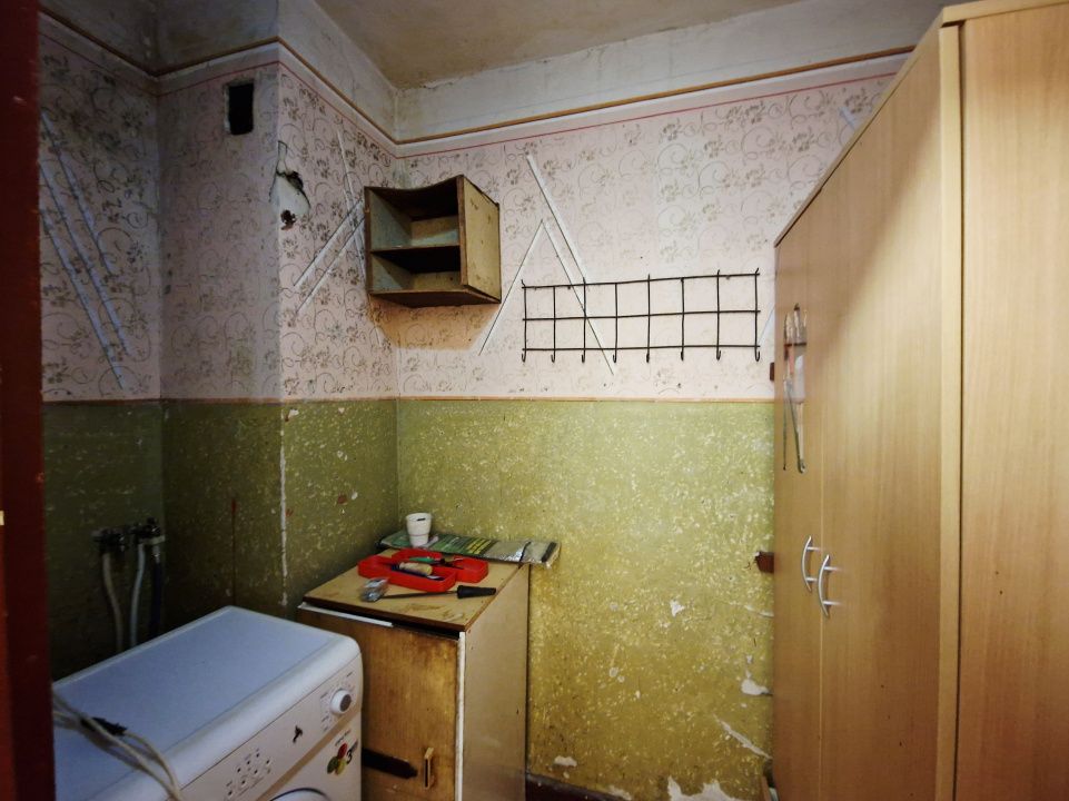 Apartament cu potential, orientare sud-est, 2 balcoane, zona Parang – fotografia 16 din 23
