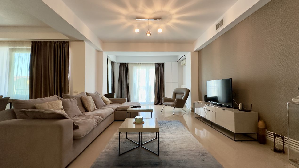 Apartament premium 3 camere | 148 mp | 2 parcări | 3 balcoane | Mamaia Nord – fotografia 1 din 19