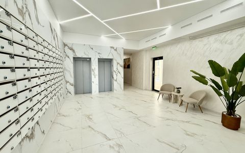 Garsoniera Mamaia Nord la 200 m de plaja , finisată la cheie