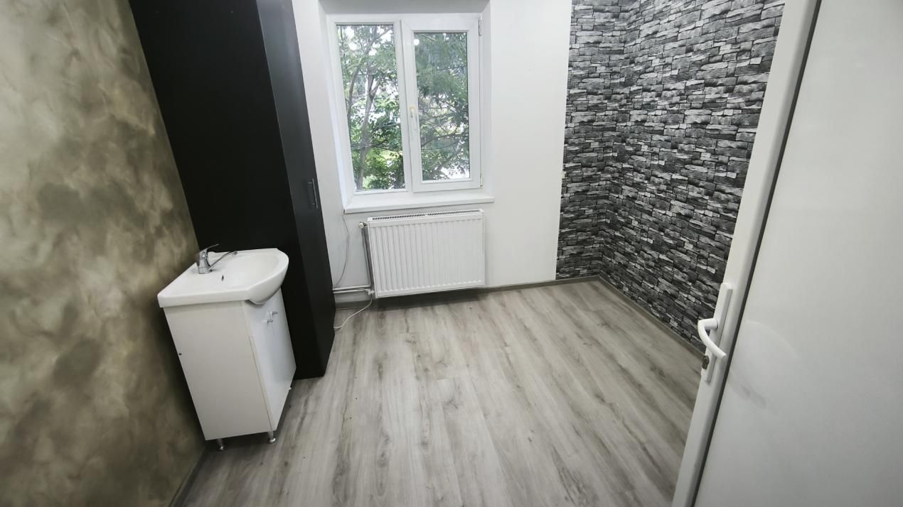 CENTRAL | Spatiu comercial | birou | salon infrumusetare – fotografia 6 din 7