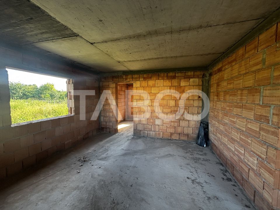 Casa de vanzare individuala   constructie noua  2025 Sura Mare – fotografia 11 din 13