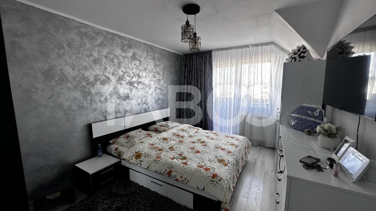 Apartament de vanzare 3 camere decomandate loc parcare Selimbar – fotografia 1 din 8
