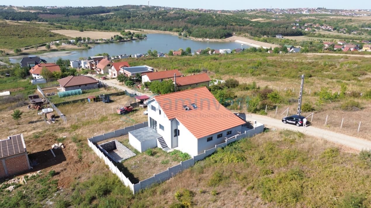 Casa de vanzare cu priveliste spre lac, in Paleu, Bihor – fotografia 4 din 23