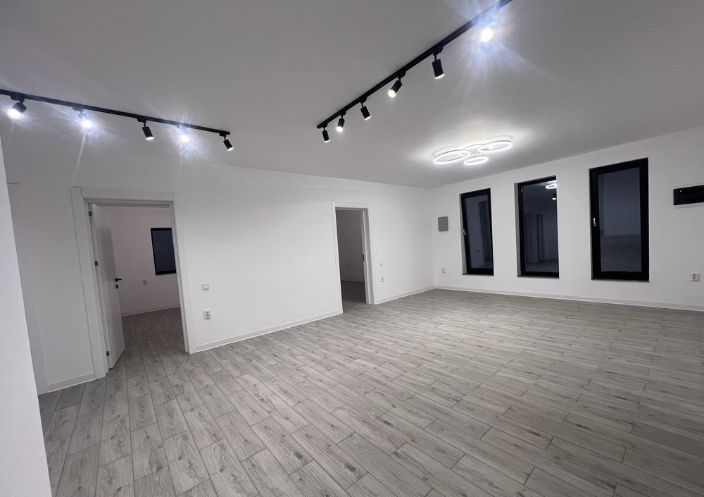 TVA inclus | Casă parter 4 camere, la cheie, teren 400 mp, zonă centrală Bradu – fotografia 10 din 11