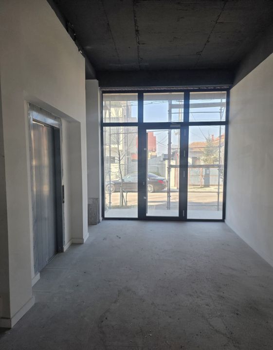 Clădire modernă cu regim D+P+3, situată în zona Faleza Nord – fotografia 13 din 43